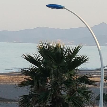 Chambres D'Hotes Un Ete Sans Fin A 50 M De La Plage A Canet Plage Экстерьер фото